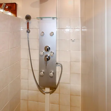 Pet Friendly In With Private Swimming Pool, Be Inside Or Outside * Chassiers