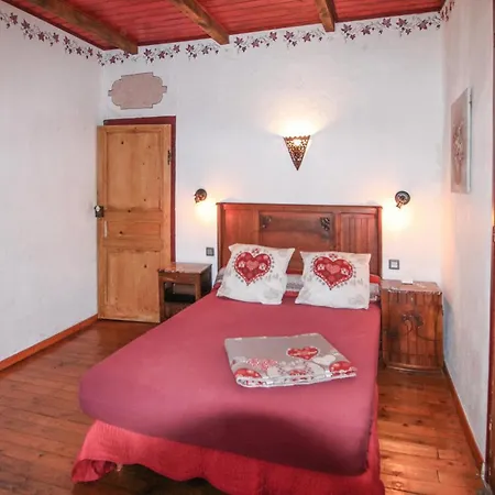 Holiday home Pet Friendly In With Private Swimming Pool, Be Inside Or Outside