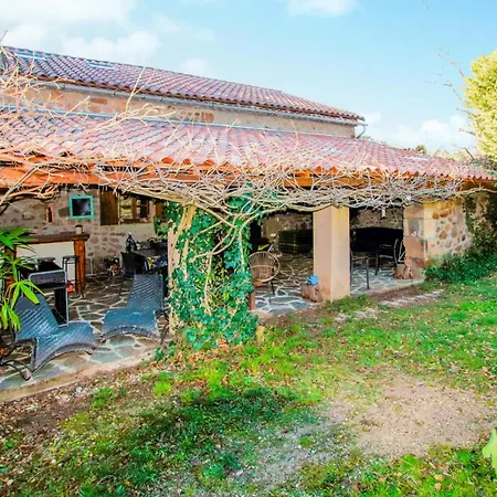 Pet Friendly In With Private Swimming Pool, Be Inside Or Outside