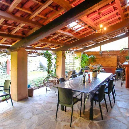 Holiday home Pet Friendly In With Private Swimming Pool, Be Inside Or Outside Chassiers